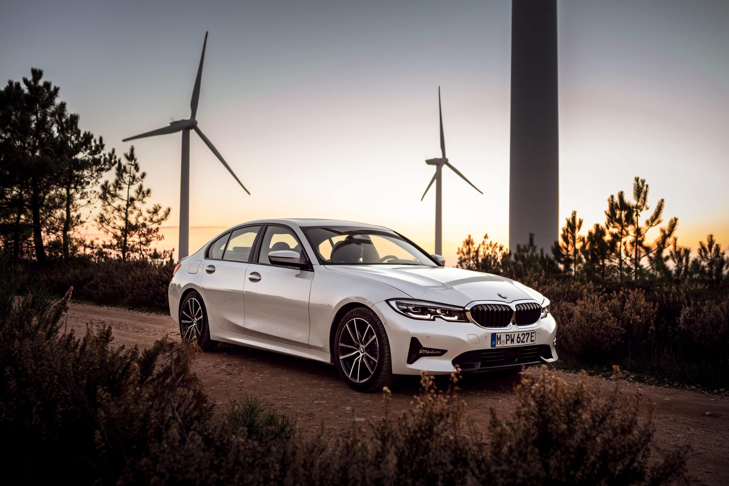 BMW Group and PG&E Plug-In to Leverage Renewable Energy
