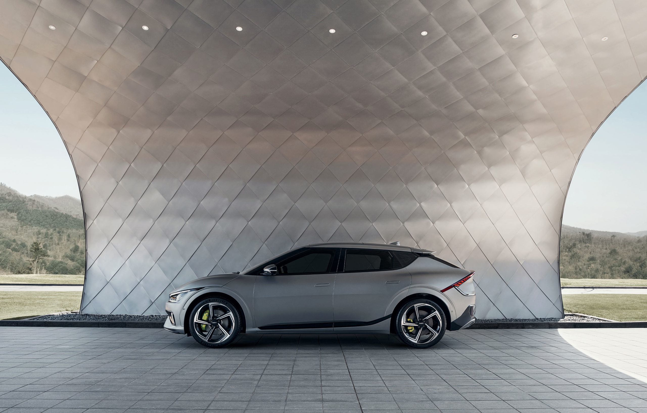 Kia EV6 redefines boundaries of electric mobility