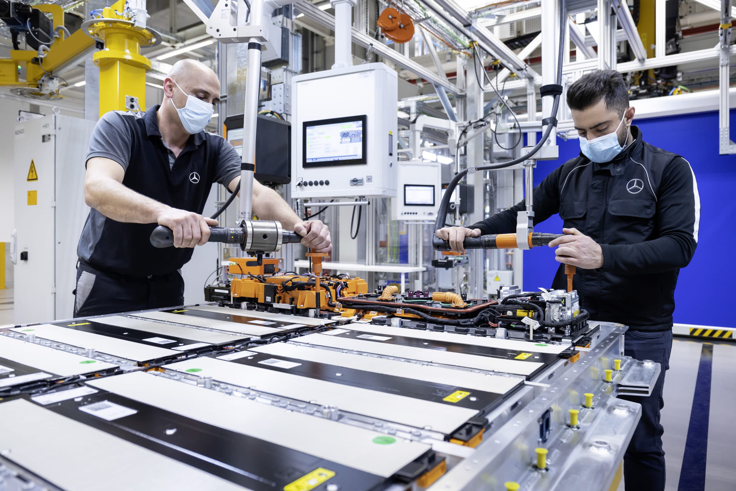 Mercedes-EQ starts production of battery systems for the new EQS