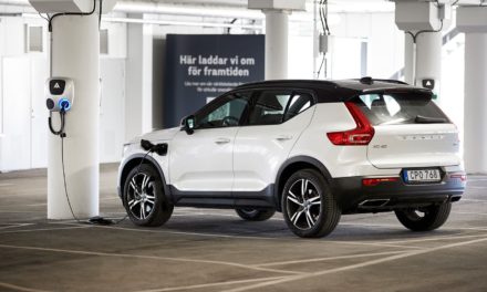 Volvo Cars to Lower CO2 Emissions, Save Billions