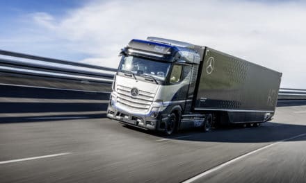 Daimler Begins Rigorous Testing of Its Fuel-Cell Truck