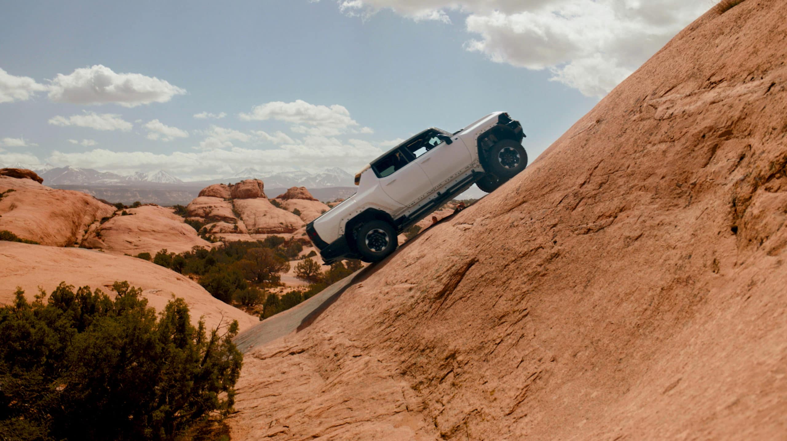 Zero Emissions, Zero Limits: GMC HUMMER EV Levels Up in Off-road Testing on Legendary Moab Trails