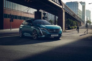 New PEUGEOT 308 70 % of PEUGEOT models electric in 2021