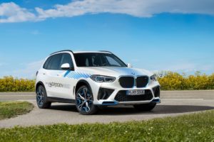 BMW iX5 Hydrogen in action for the first time at IAA Mobility 2021.