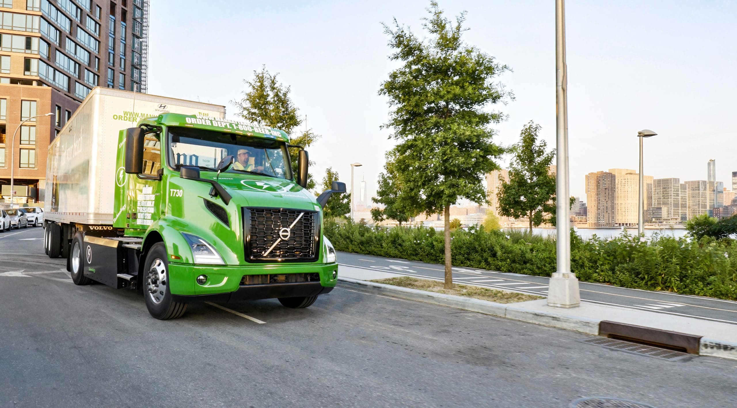 https://theevreport.com/volvo-trucks-launches-vnr-electric-model-in-the-united-states-and-canada