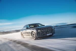 The BMW i7 undergoes driving dynamics testing at the polar circle