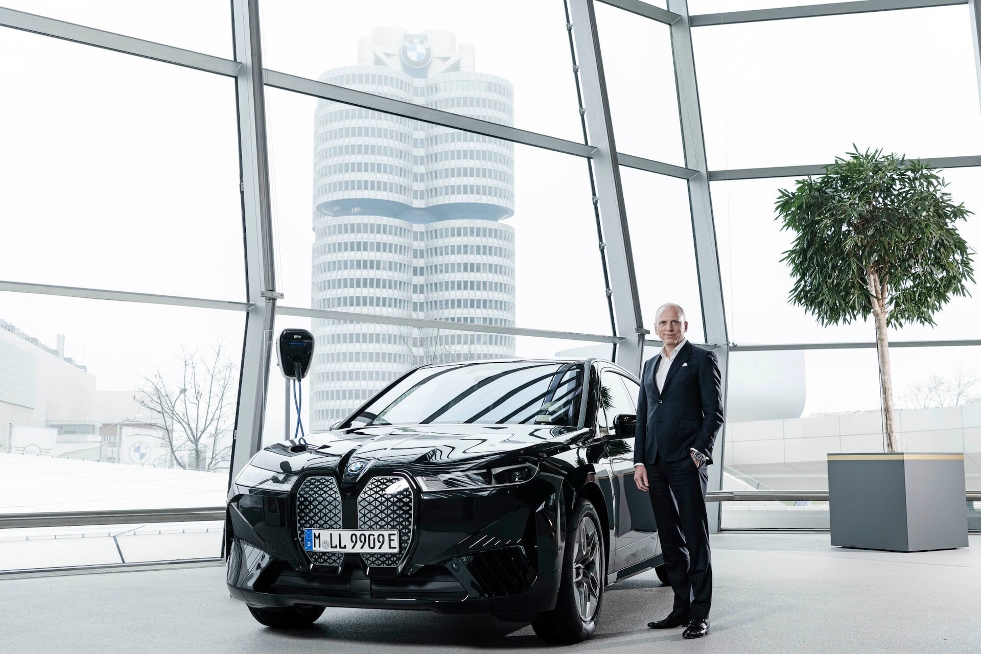 BMW Group hands over one-millionth electrified vehicle and achieves next milestone in transformation