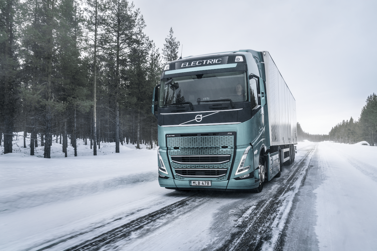 Volvo Trucks launches a new, patented safety feature for electric trucks – Active Grip Control. The new technology significantly improves stability, acceleration and braking in slippery conditions. New unique safety feature for Volvo’s electric trucks