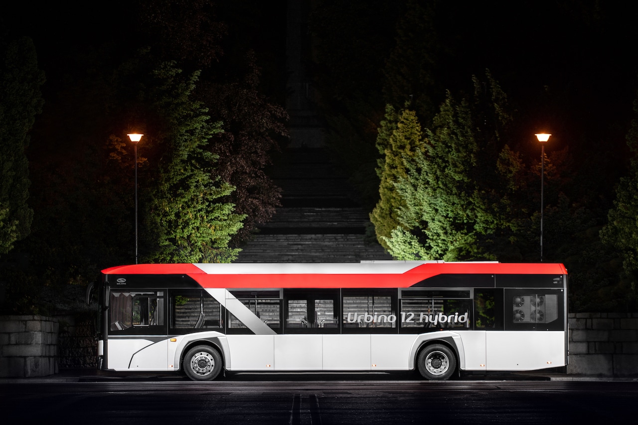 As many as 87 Solaris hybrid buses will hit the streets of Barcelona’s metropolitan area