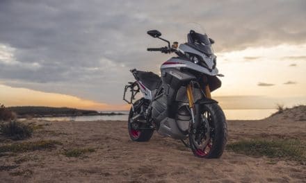 Meet Experia – Fully Electric Motorcycle Giving a Long-Distance Riding Experience