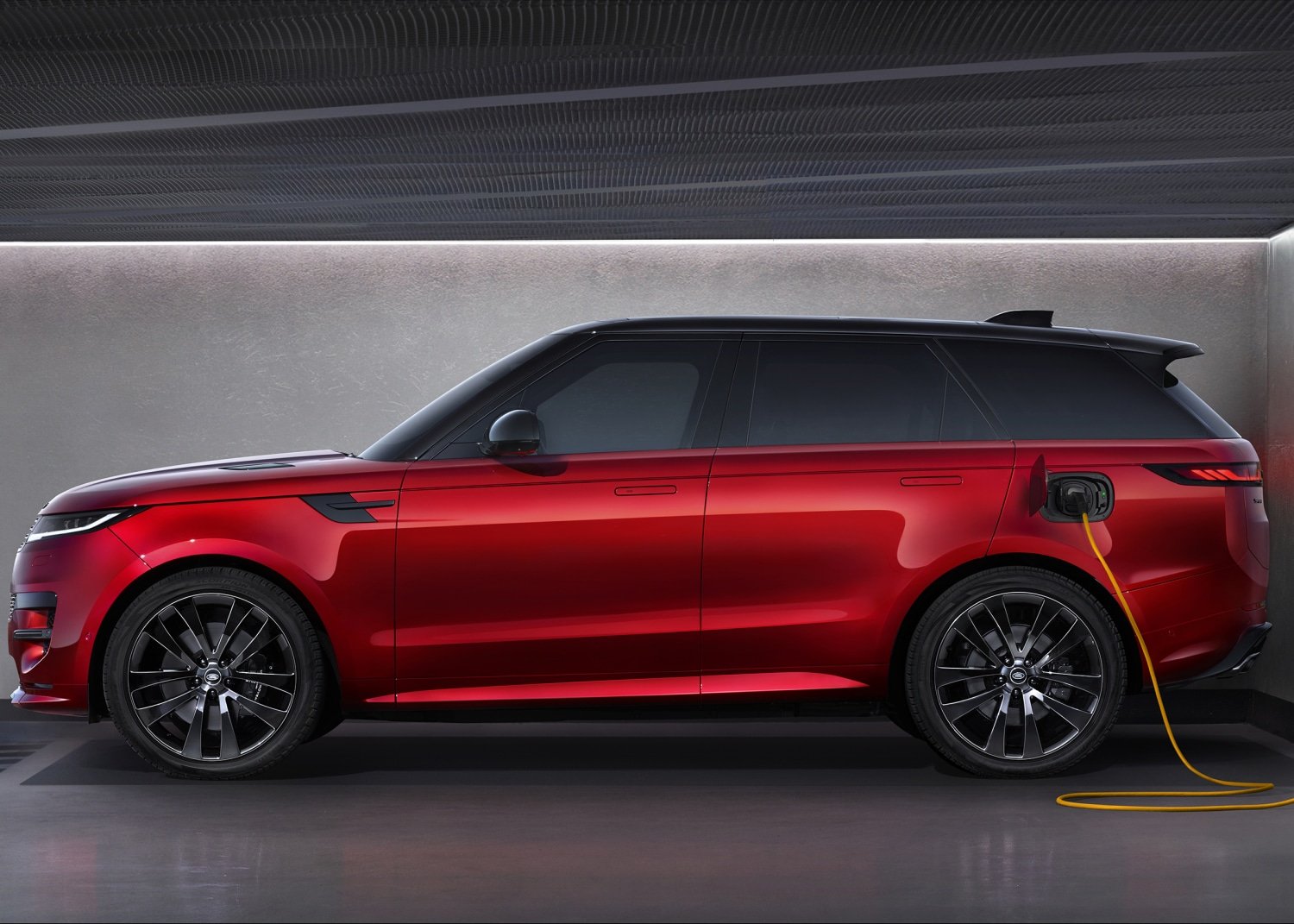 New Ranger Rover Sport Hybrid Introduced, AllElectric Debuts in 2024 The EV Report