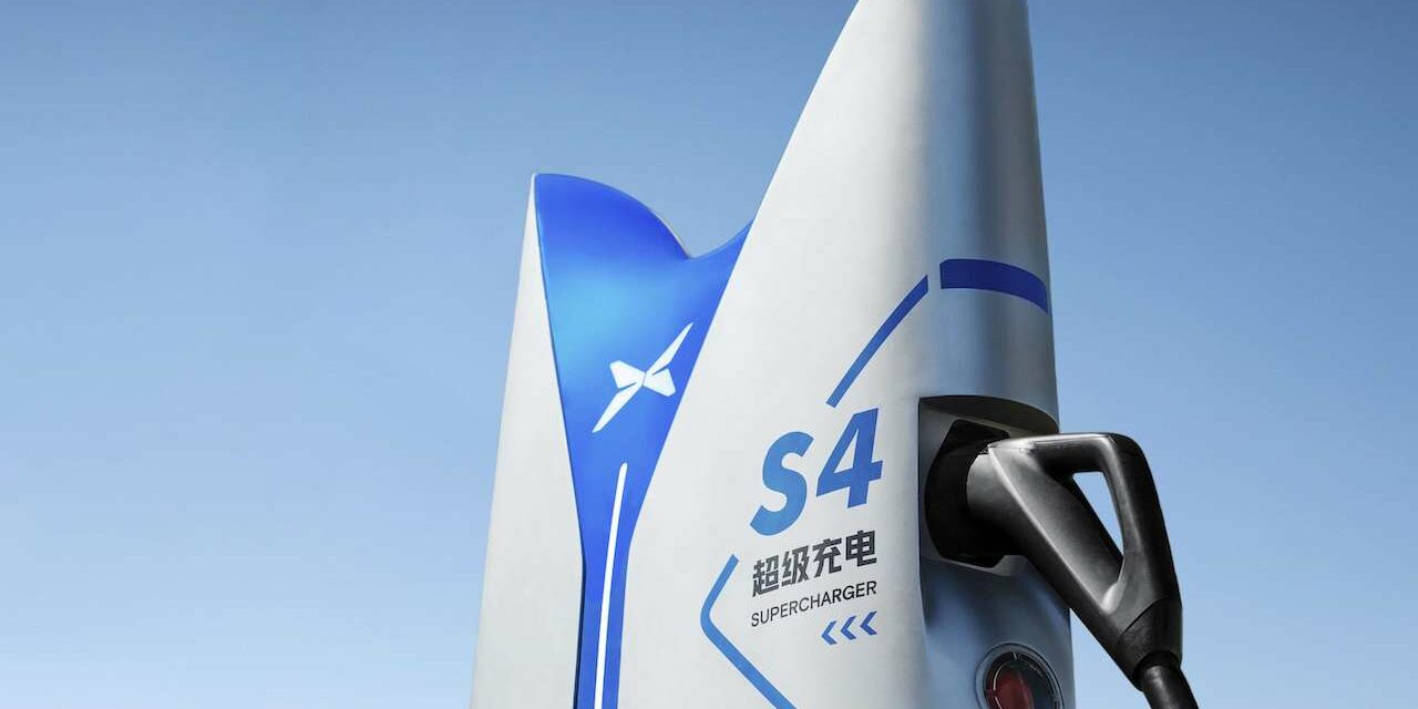 New S4 supercharging station form Xpeng can add 200 km of range in just 5 minutes