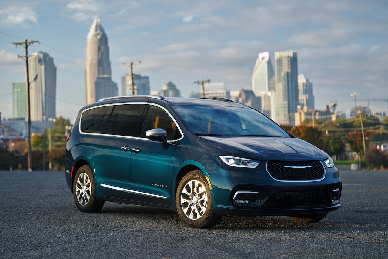 Chrysler Brand Charges Up Electrify Expo New York
