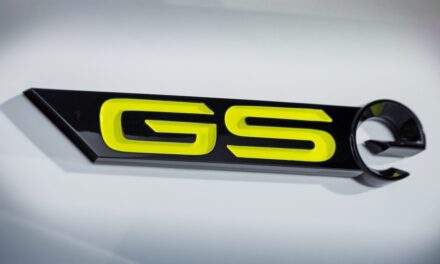 Vauxhall GSe: New Performance Electrified Sub-Brand