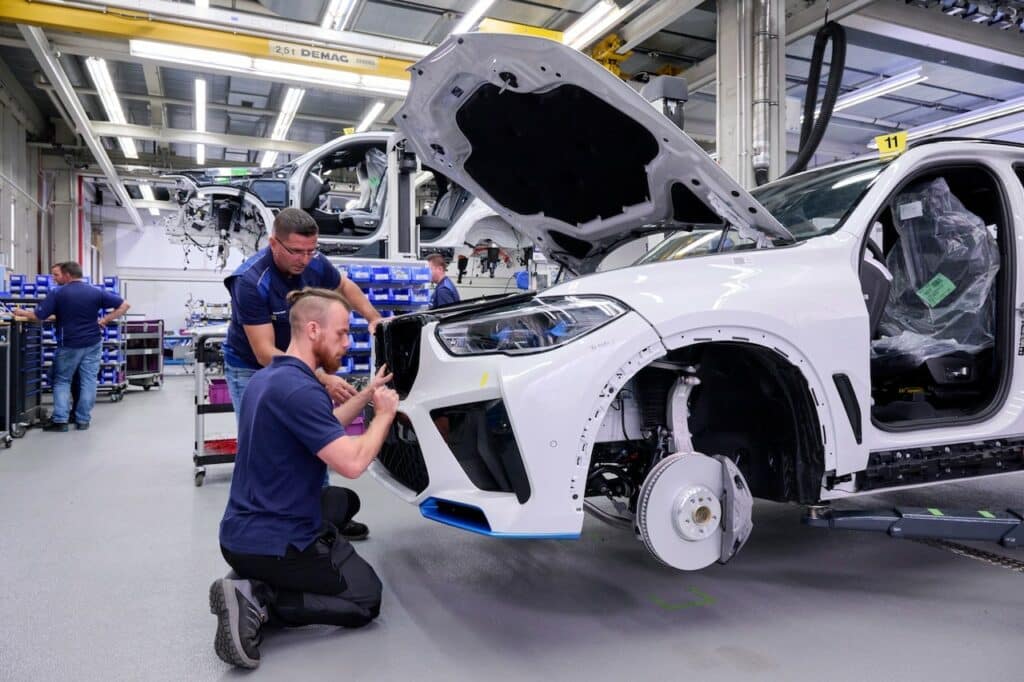 Production BMW iX5 Hydrogen