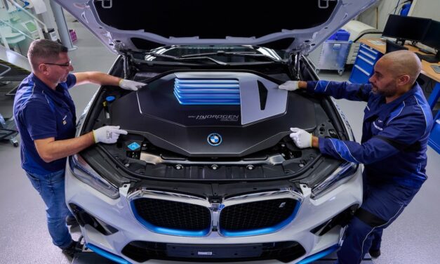 BMW Group commences production of BMW iX5 Hydrogen