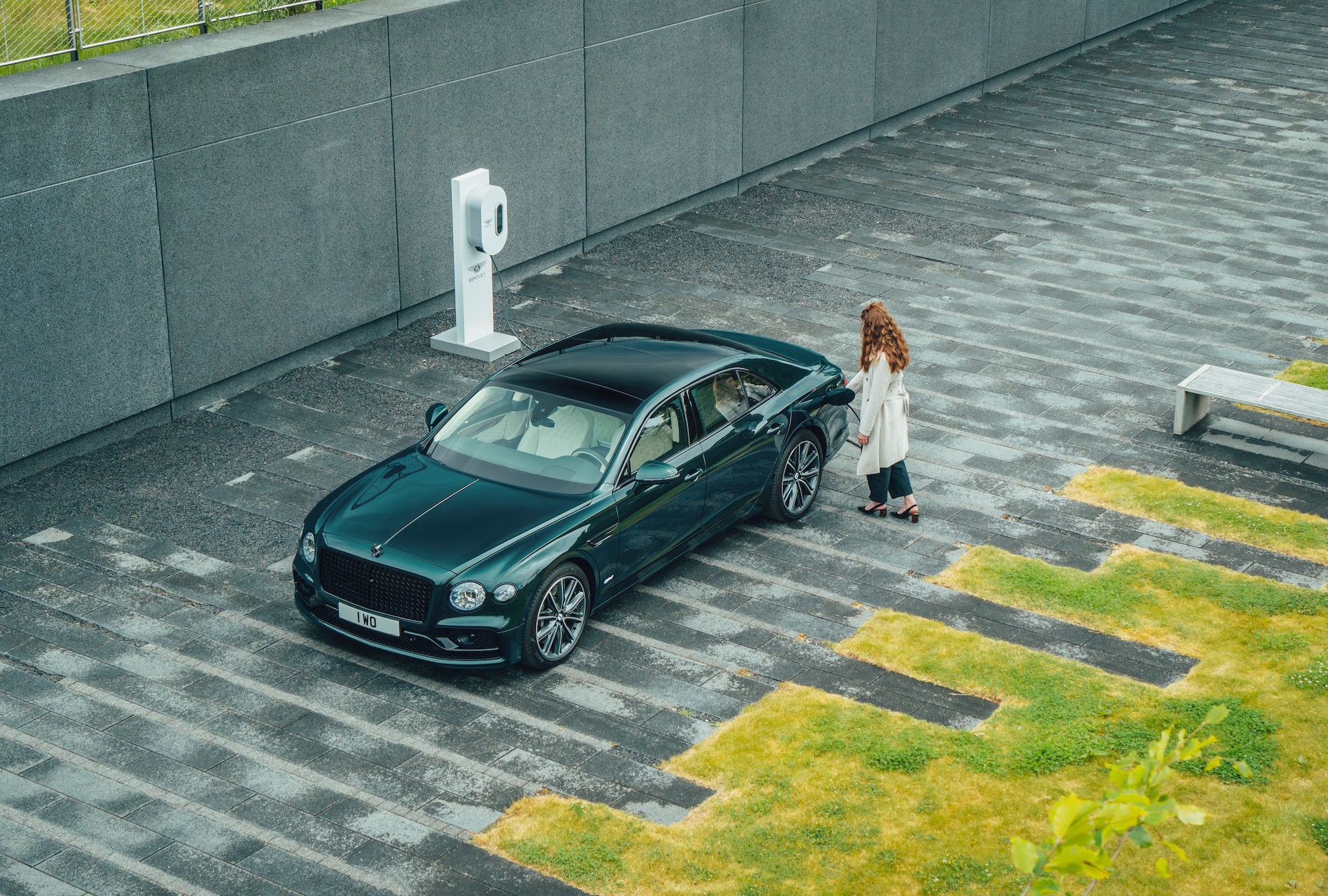 Bentley Motors Announces Recruitment Drive to Support Electric Vehicle Development and Sustainable Luxury Mobility