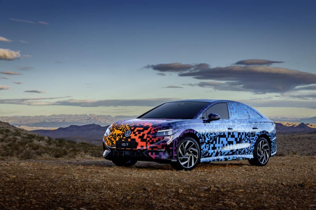 On the road to the world premiere: first appearance of the new ID.7 sedan with digital camouflage

