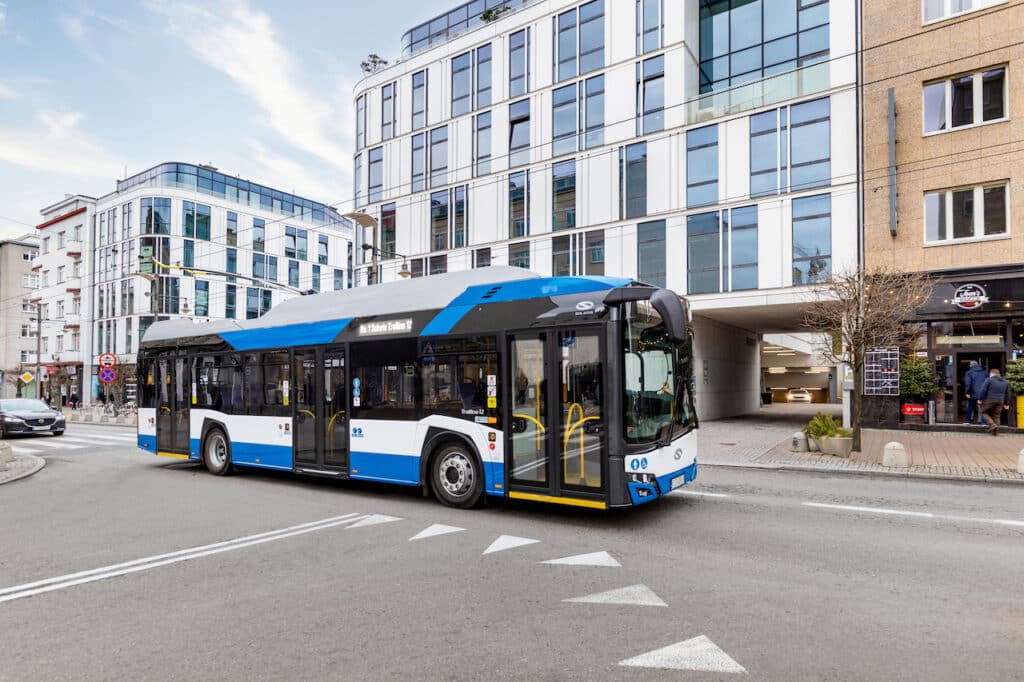 Solaris to deliver 100 modern, eco-friendly trolleybuses to the Romanian capital
