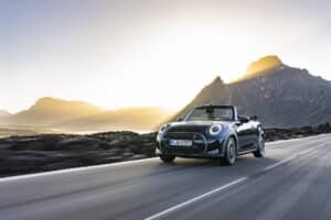 MINI Announces Limited Series of All-Electric Cooper SE Convertible