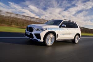 BMW Group Unveils the BMW iX5 Hydrogen for International Demonstration and Trial Fleet