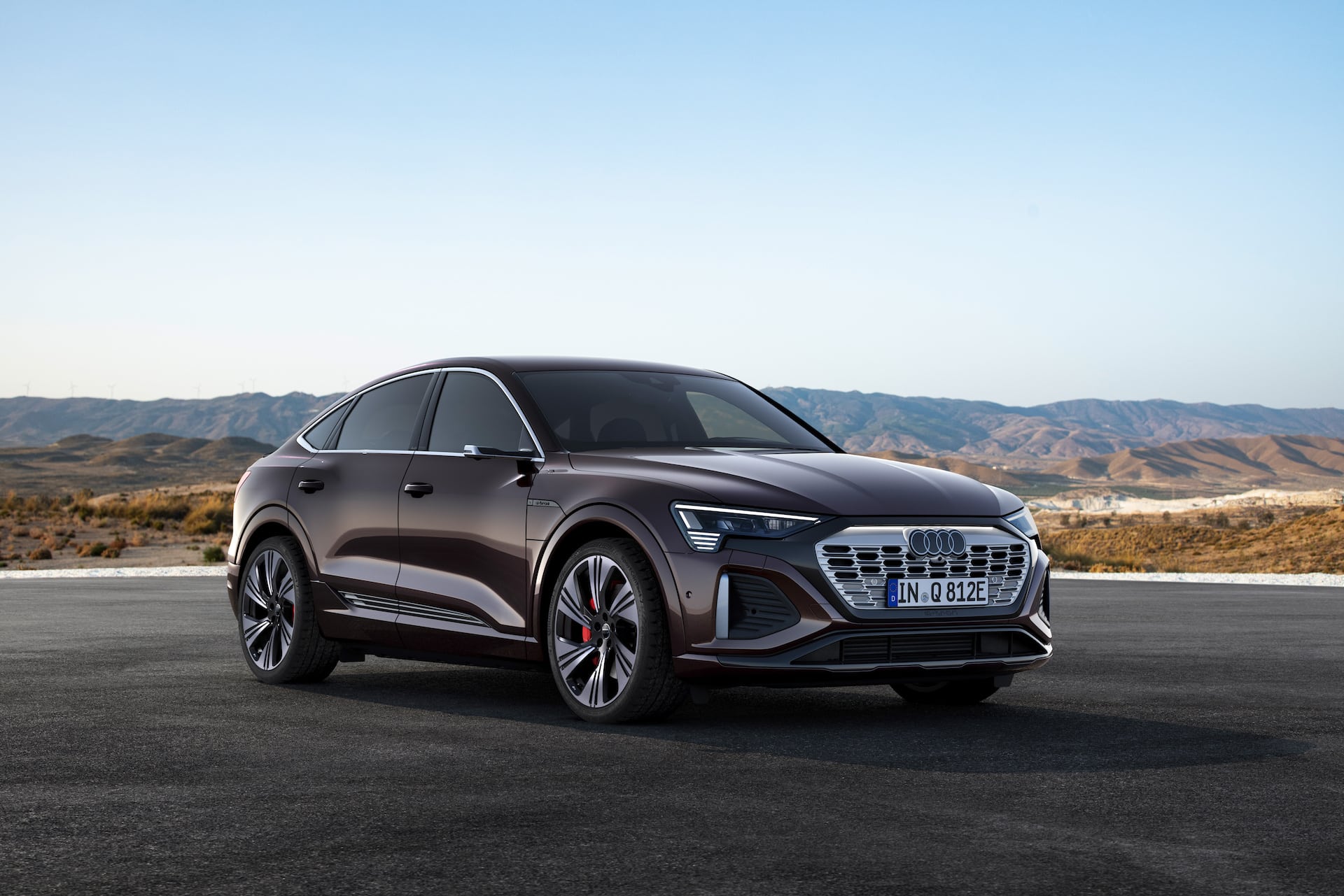 Audi Unveils Upgraded 2024 Q8 etron The EV Report