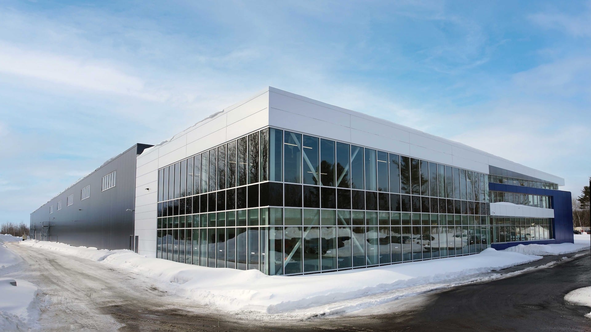 Lion Electric Inaugurates First Lithium-ion Battery Factory in Canada