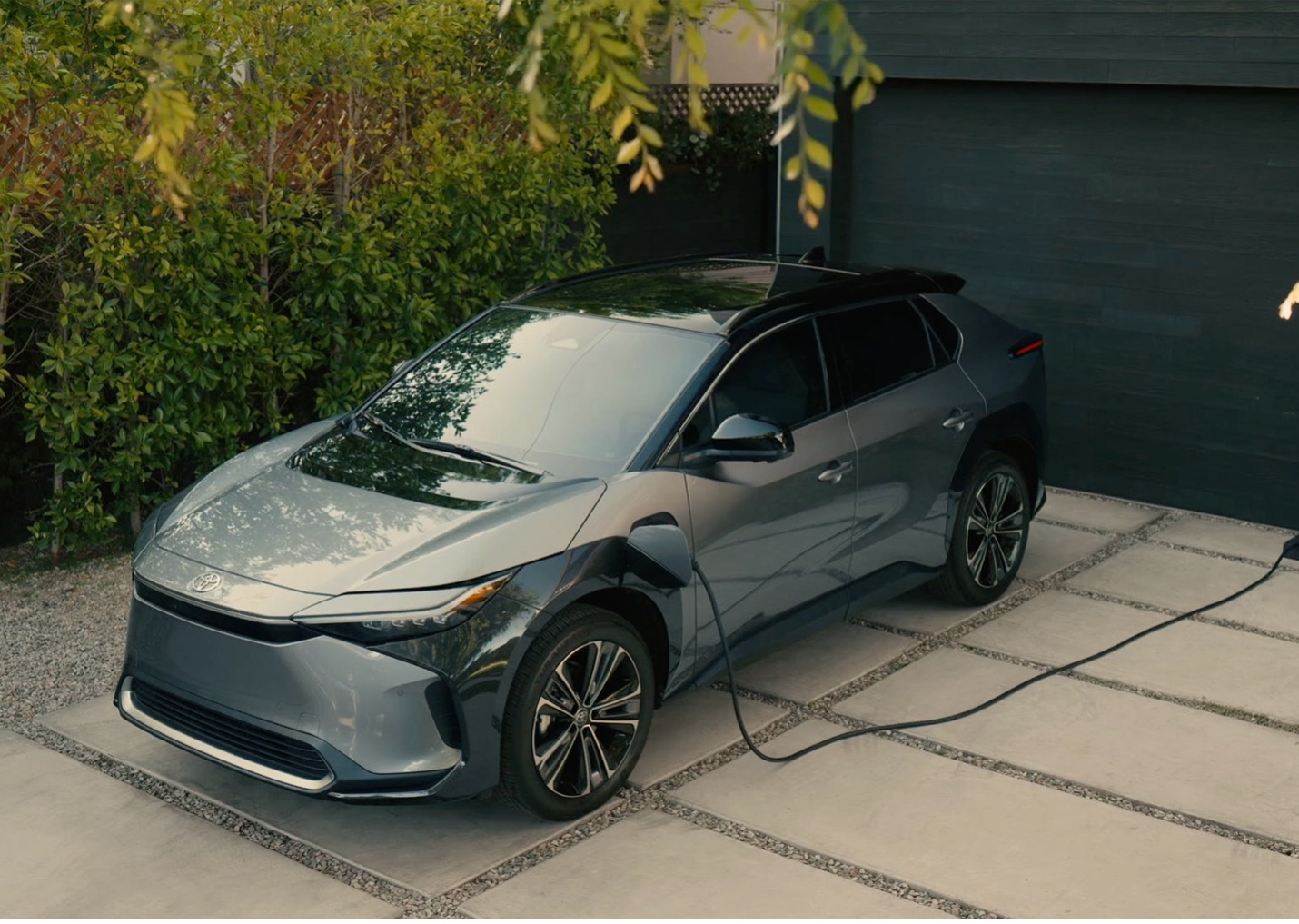 Toyota Launches the All-Electric 2023 bZ4X with the Innovative "Easy bZ" Campaign