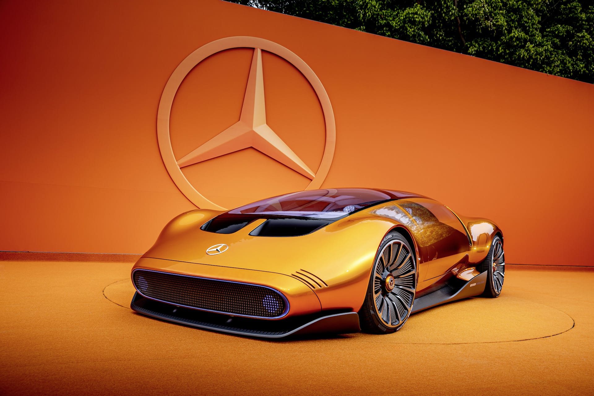 Unveiling Mercedes-Benz Vision One-Eleven: A Pioneering Blend of Retro Design and Futuristic Electric Power