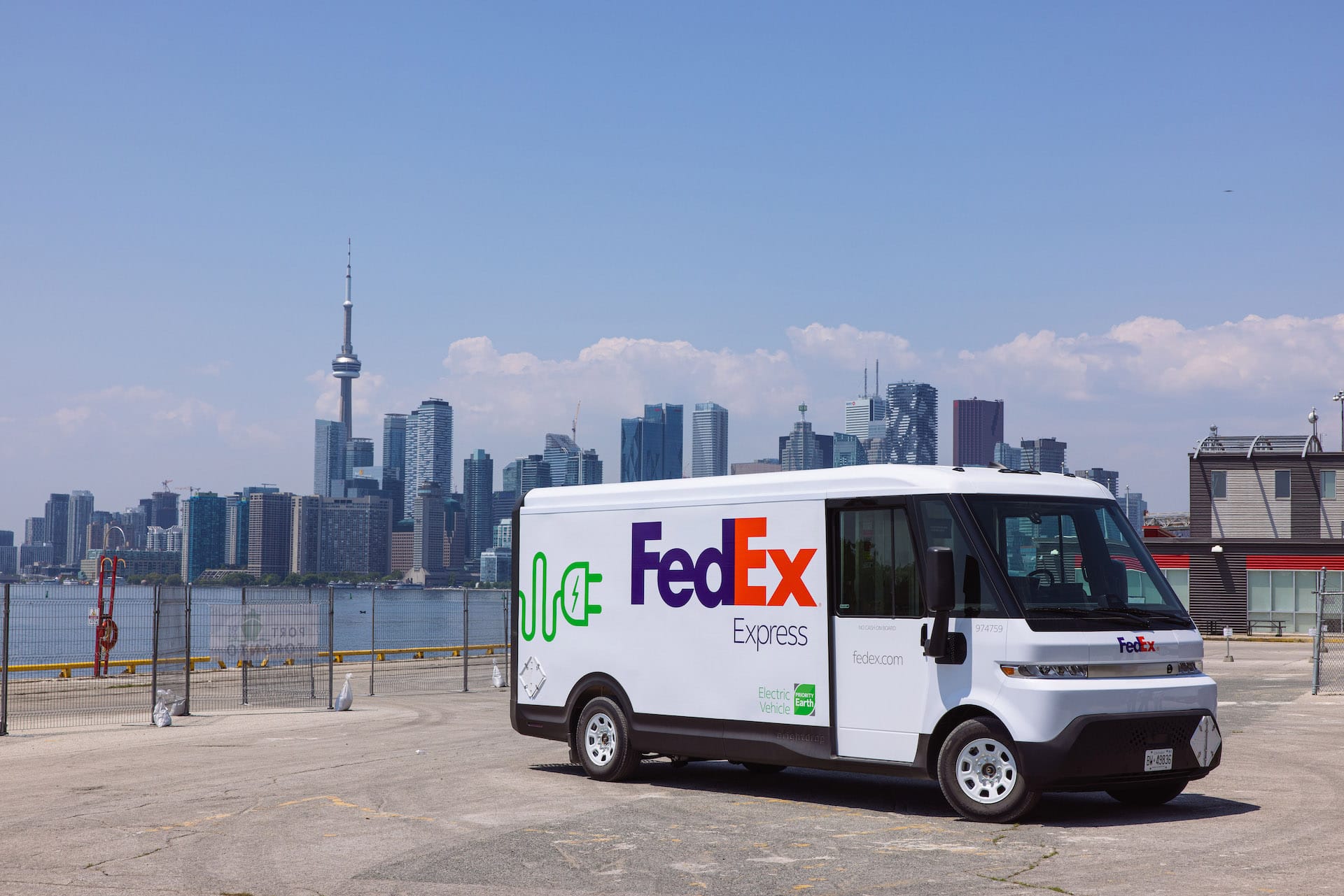 FedEx Express Canada Ushers in Greener Future with BrightDrop's Electric Vehicles