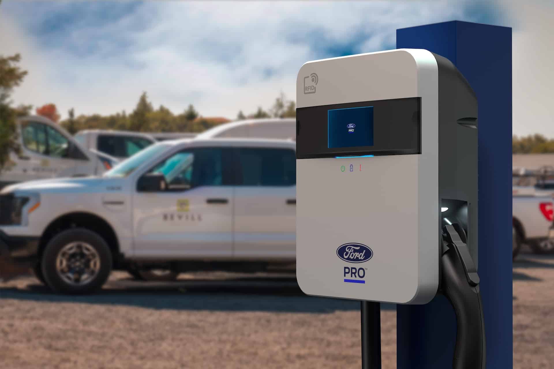 Ford Pro Unveils Advanced Charging Solutions for Fleets