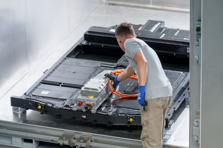 MAHLE Powertrain Expands Battery Development in Europe