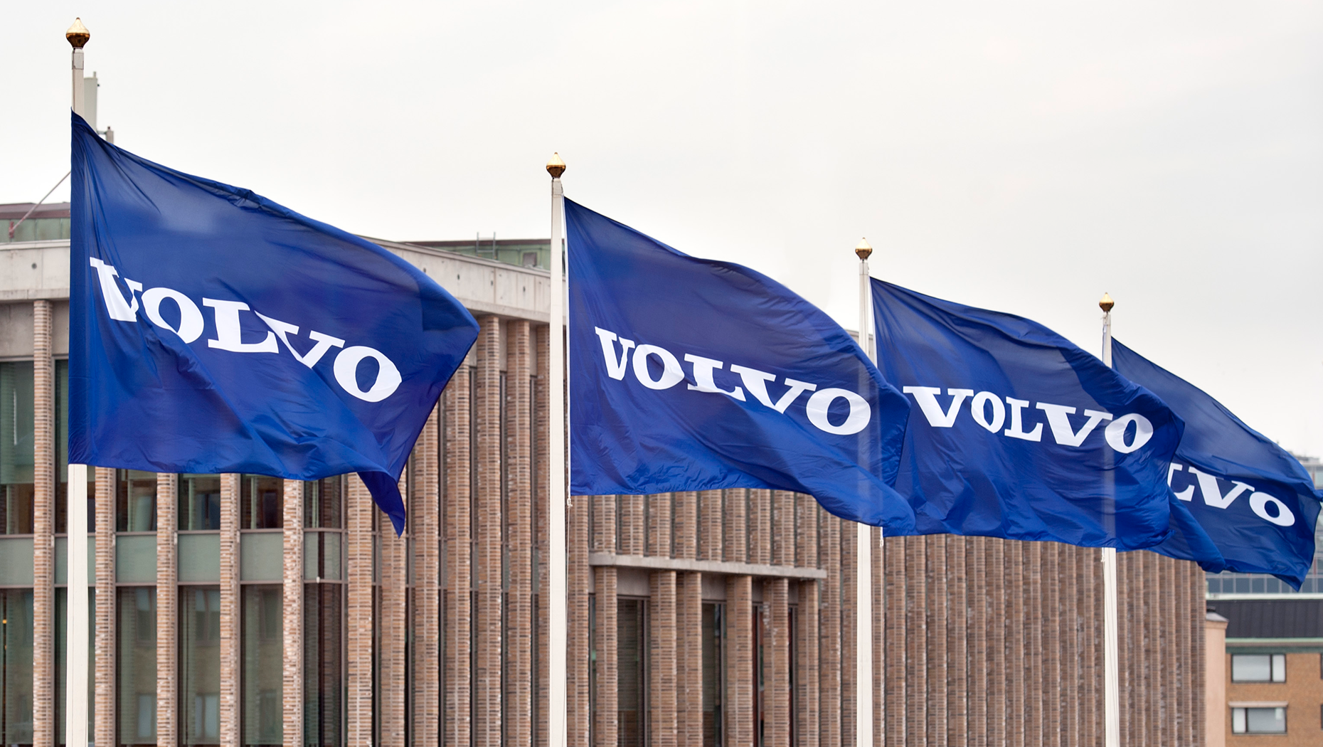 Volvo Acquires Proterra's Battery Unit