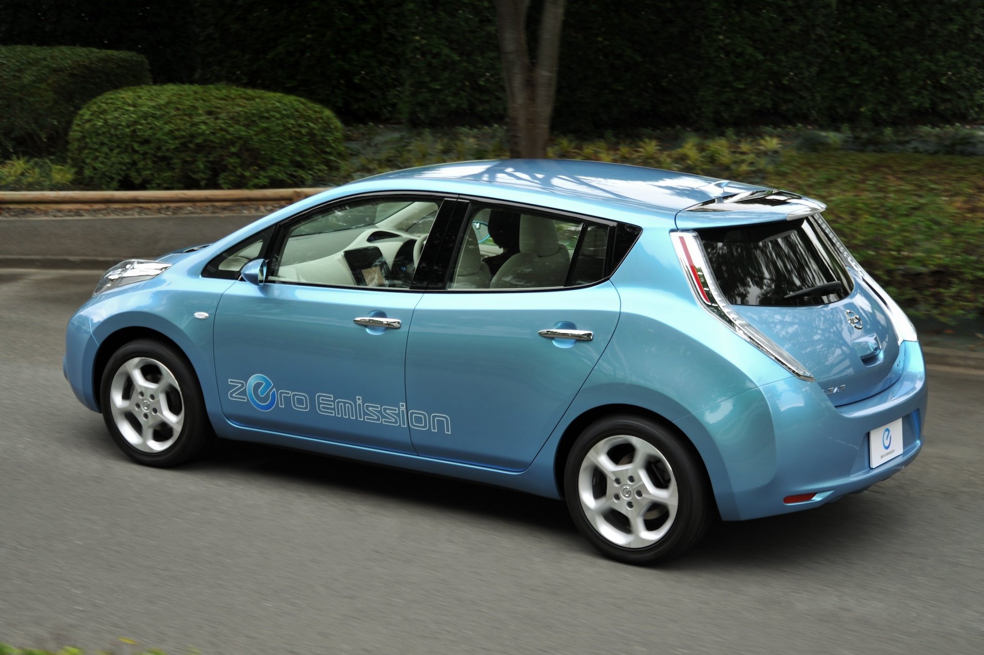 Nissan LEAF: Zooming into History as a Top Transport Innovation