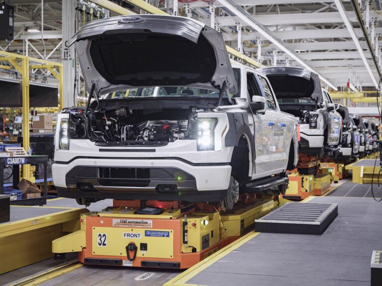 Ford Adjusts F-150 Lightning Production