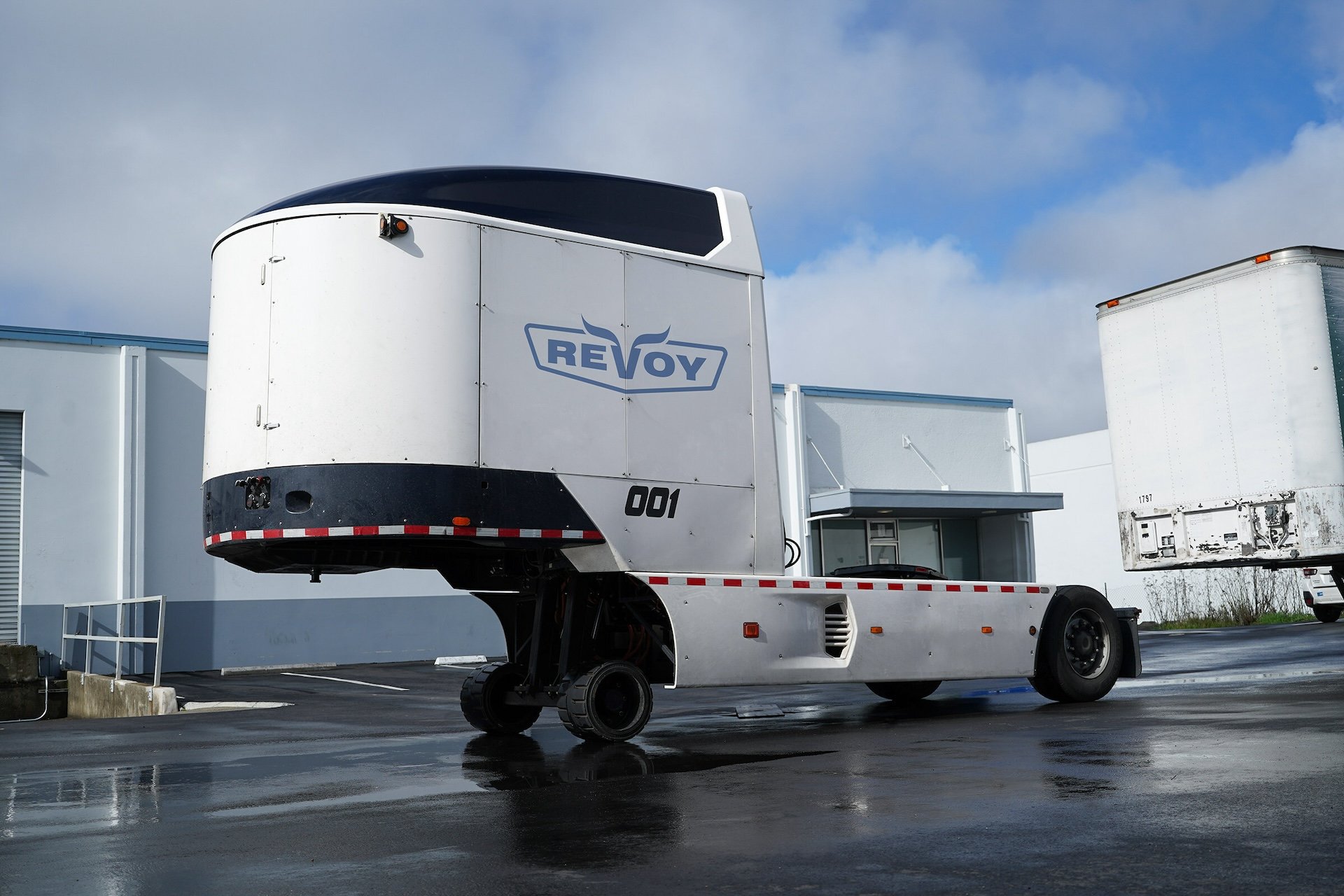 Revoy's Hybrid Truck Innovation