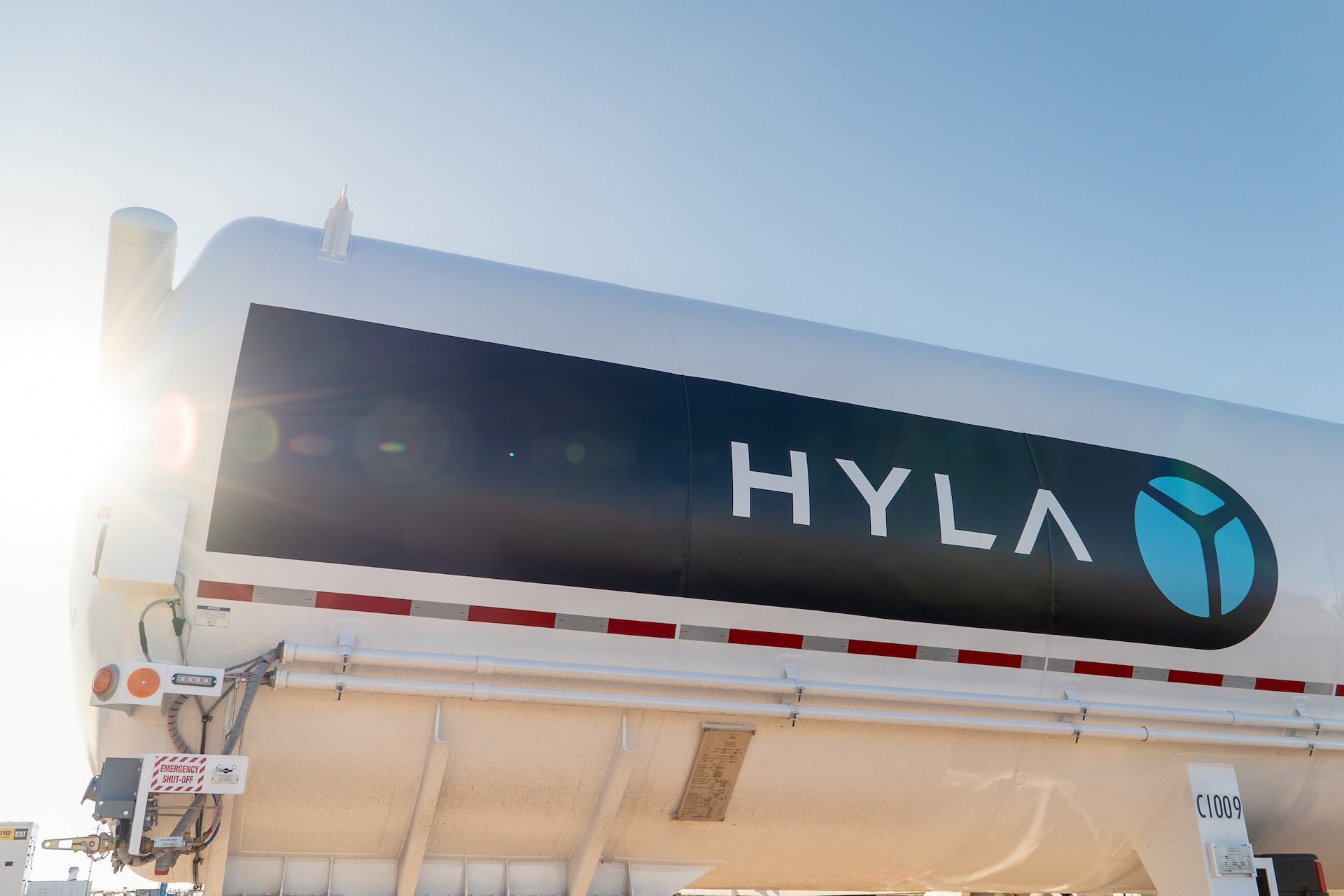 Nikola Advances Hydrogen Fuel Network