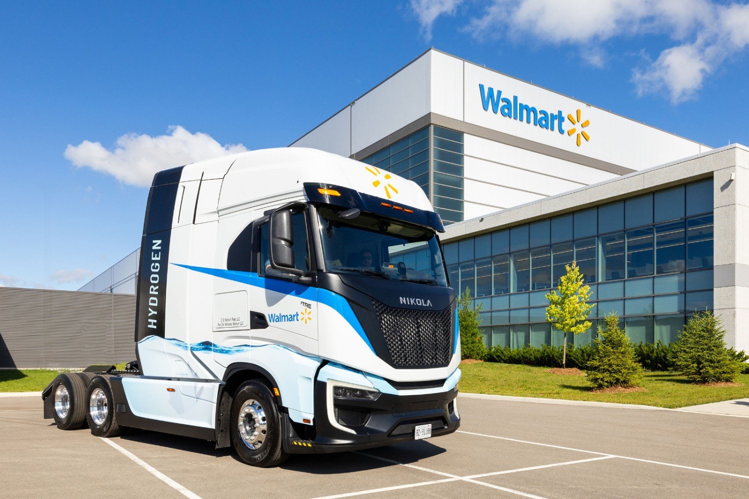 Walmart Canada Embraces Hydrogen Trucks