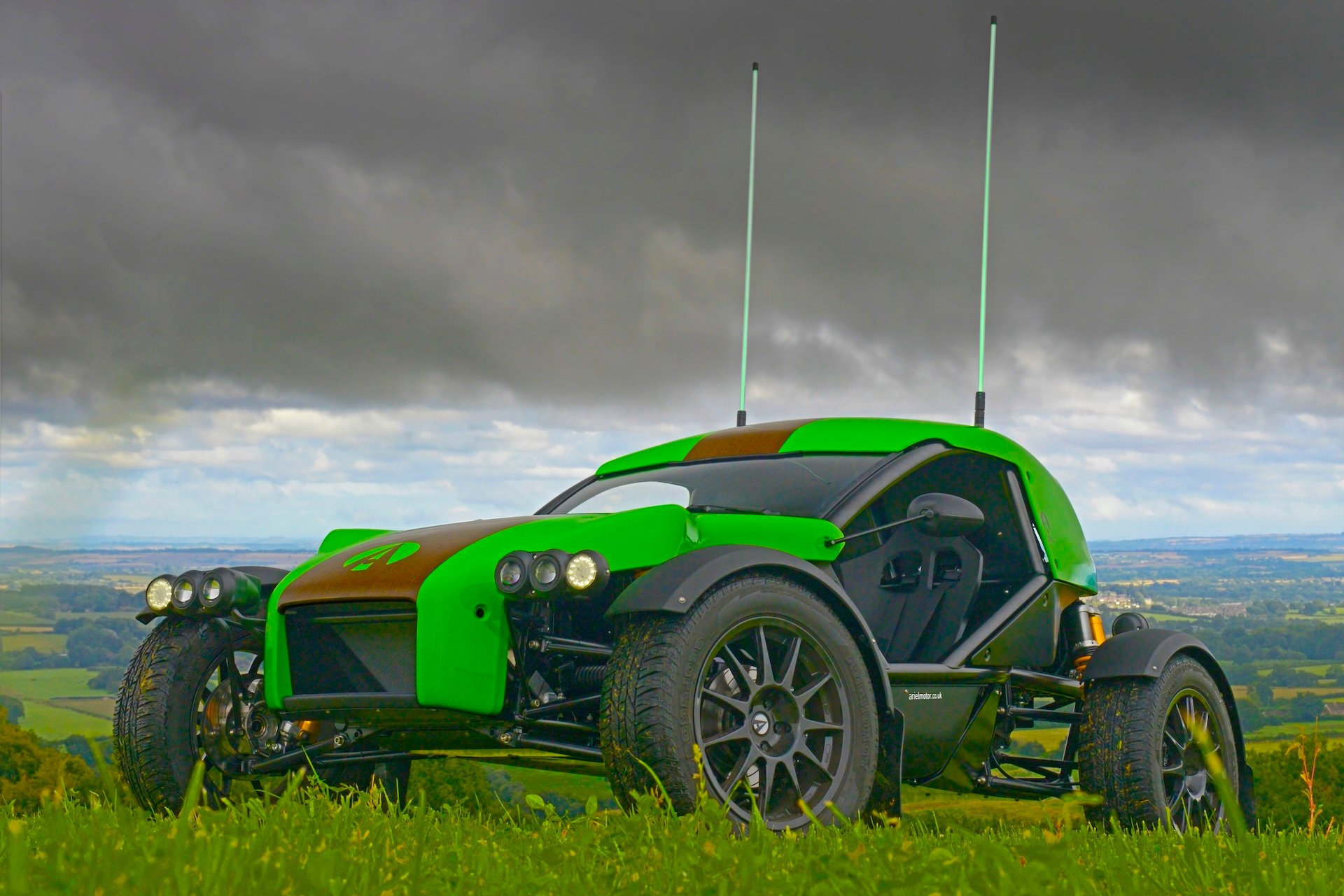 Ariel Unveils Electric E-Nomad Concept