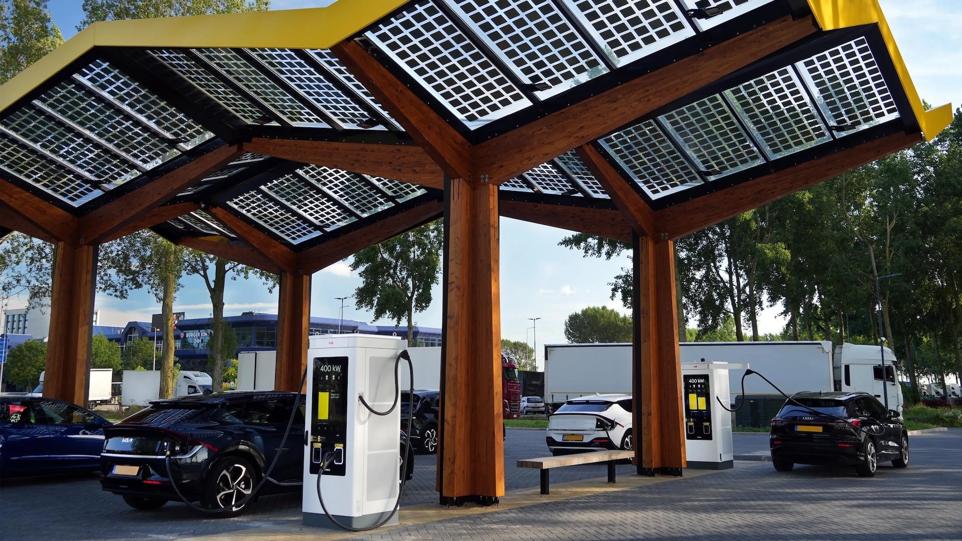 Fastned Pilots ABB E-Mobility’s A400 Charger