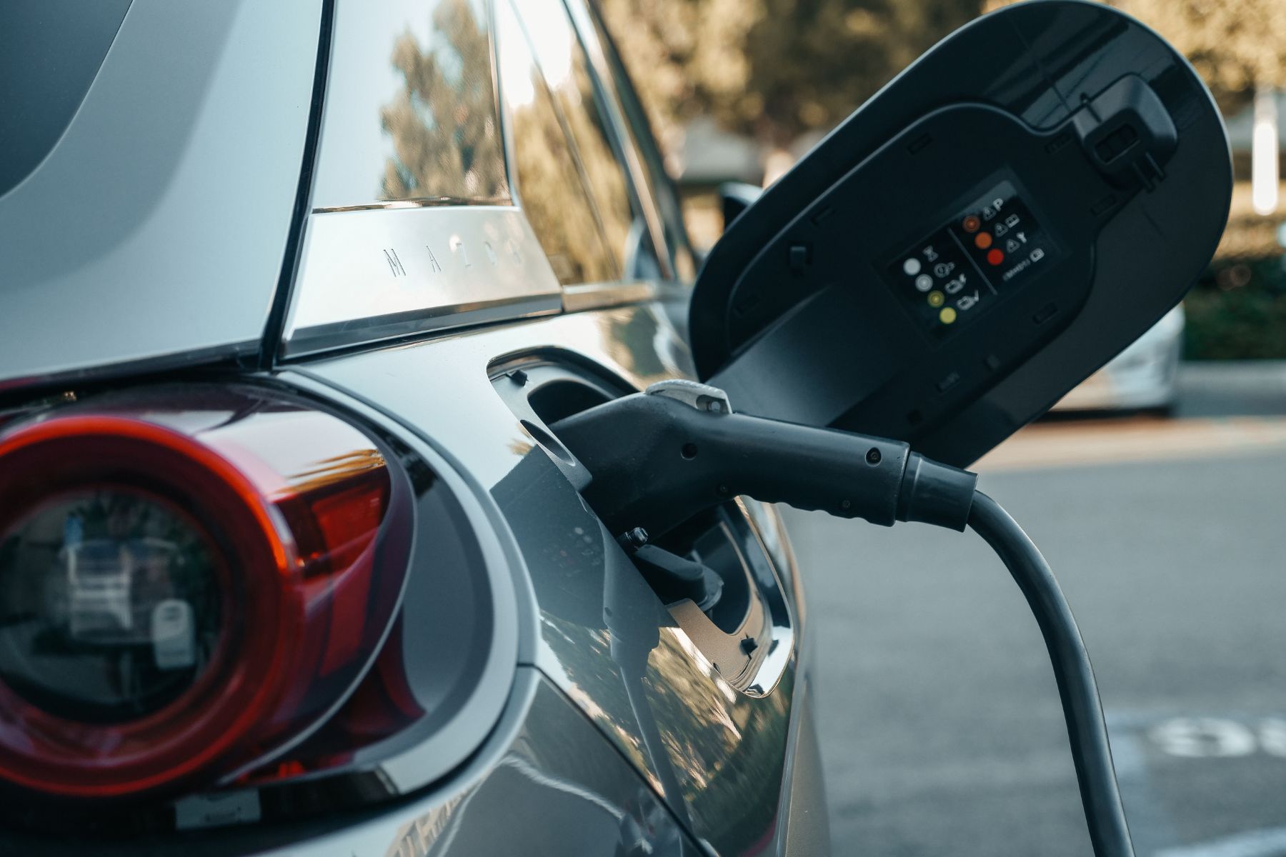 EV Drivers Prioritize Safety in Charging Locations