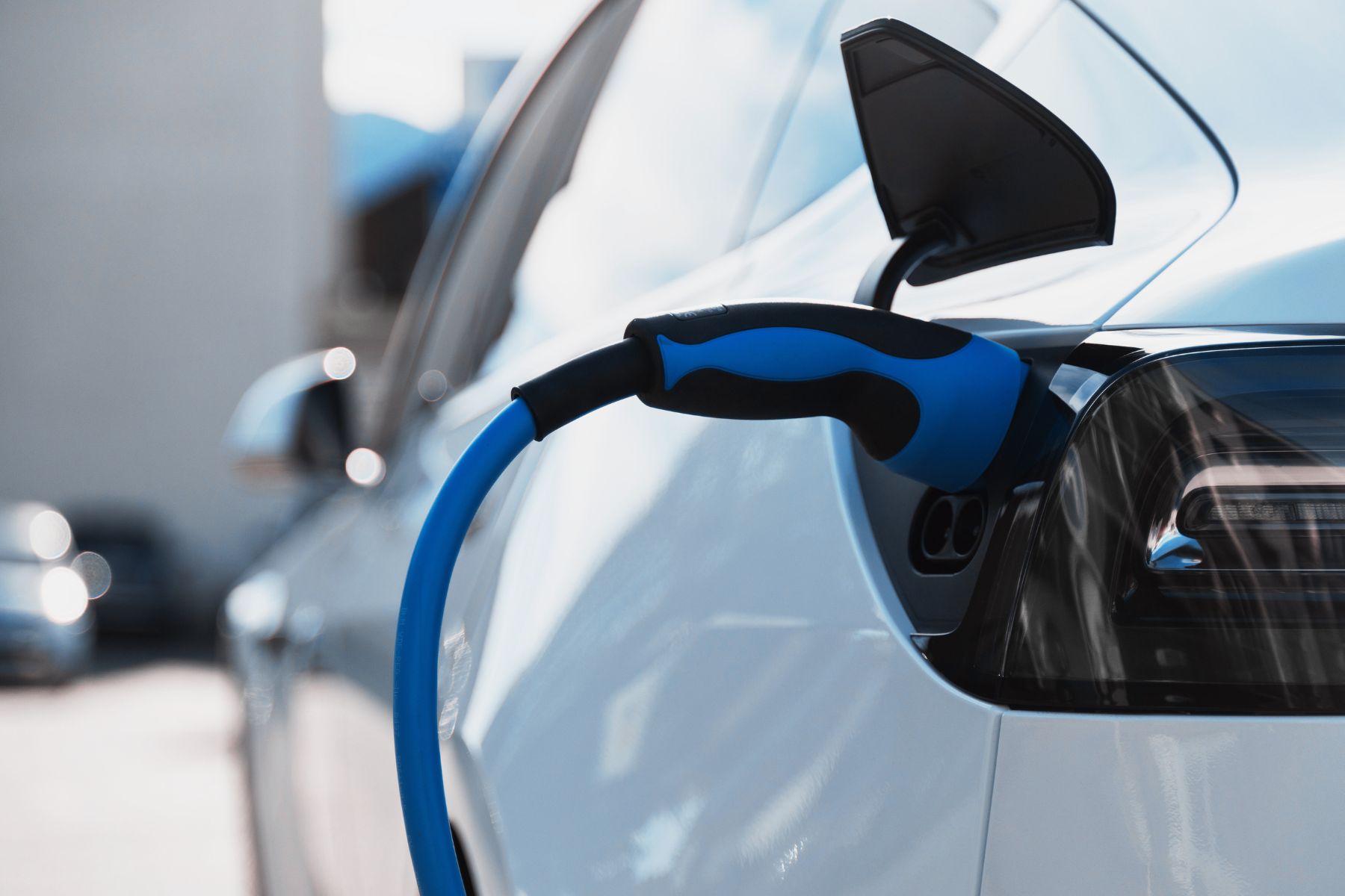 Electricians Face EV Charger Installation Challenges