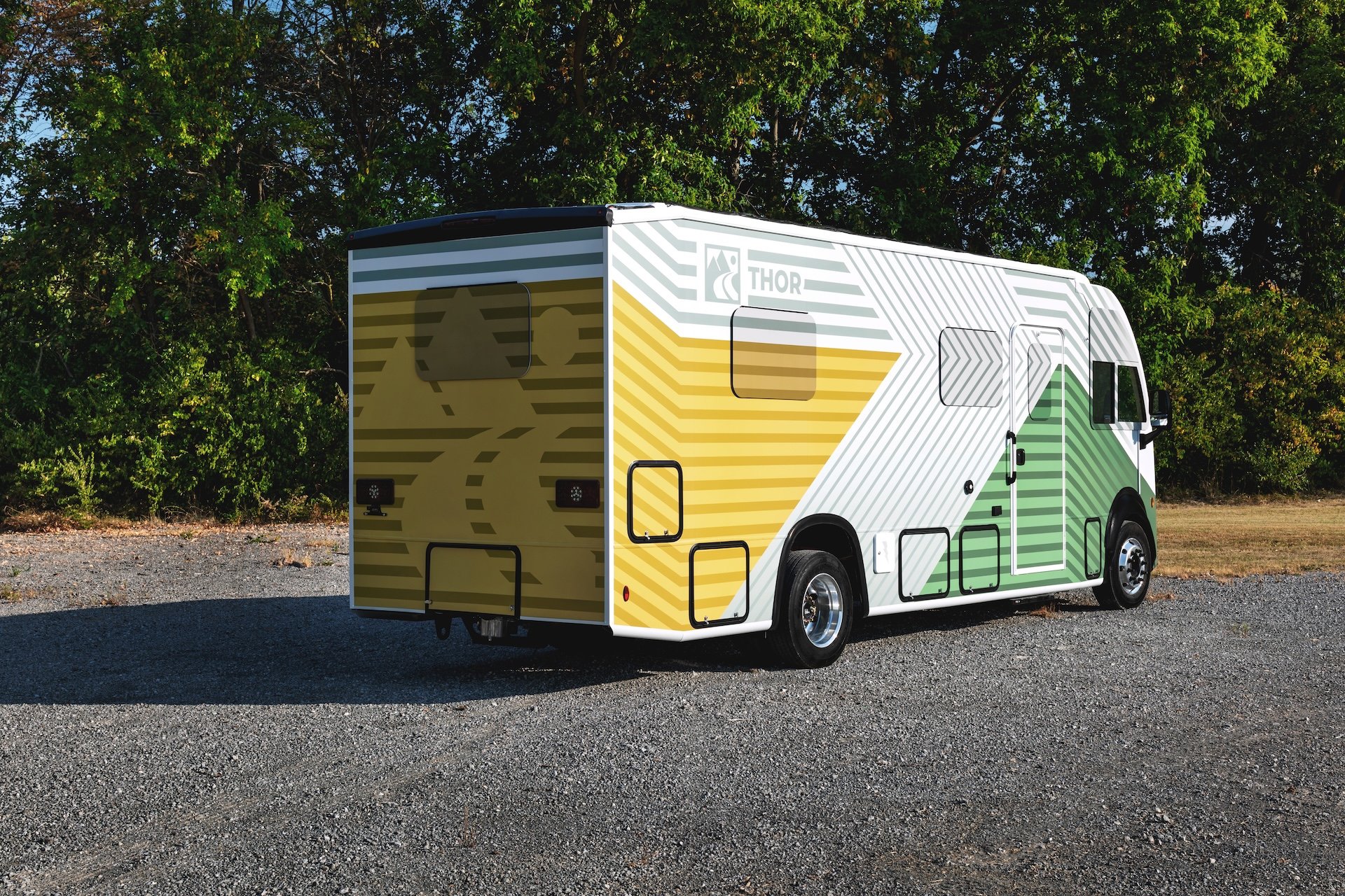 THOR and Harbinger Unveil Hybrid Motorhome Innovation