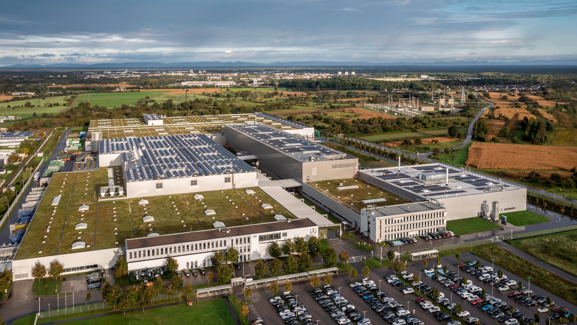 Mercedes-Benz Launches Battery Recycling Plant