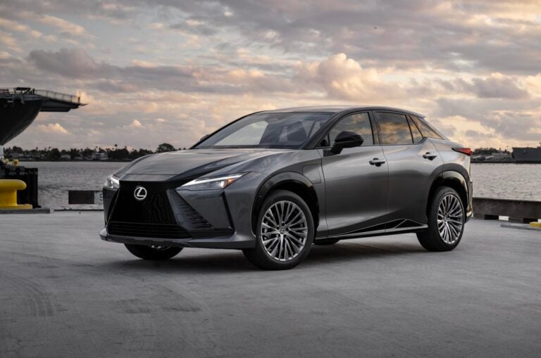 Lexus Introduces Expanded 2025 RZ Lineup