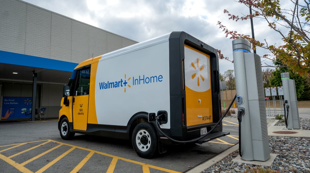 Walmart Expands Fleet with BrightDrop Vans