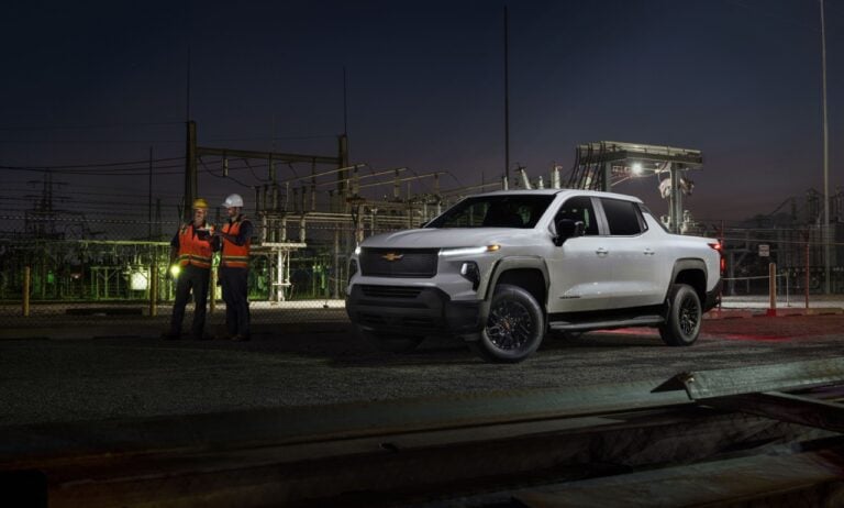 California Utility Electrifies Fleet with Silverado EVs