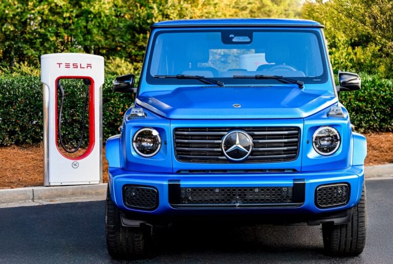 Mercedes-Benz EVs to Access Tesla Superchargers