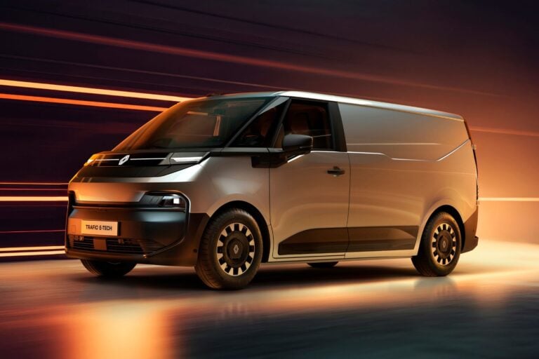 Renault Unveils New Electric LCV Lineup