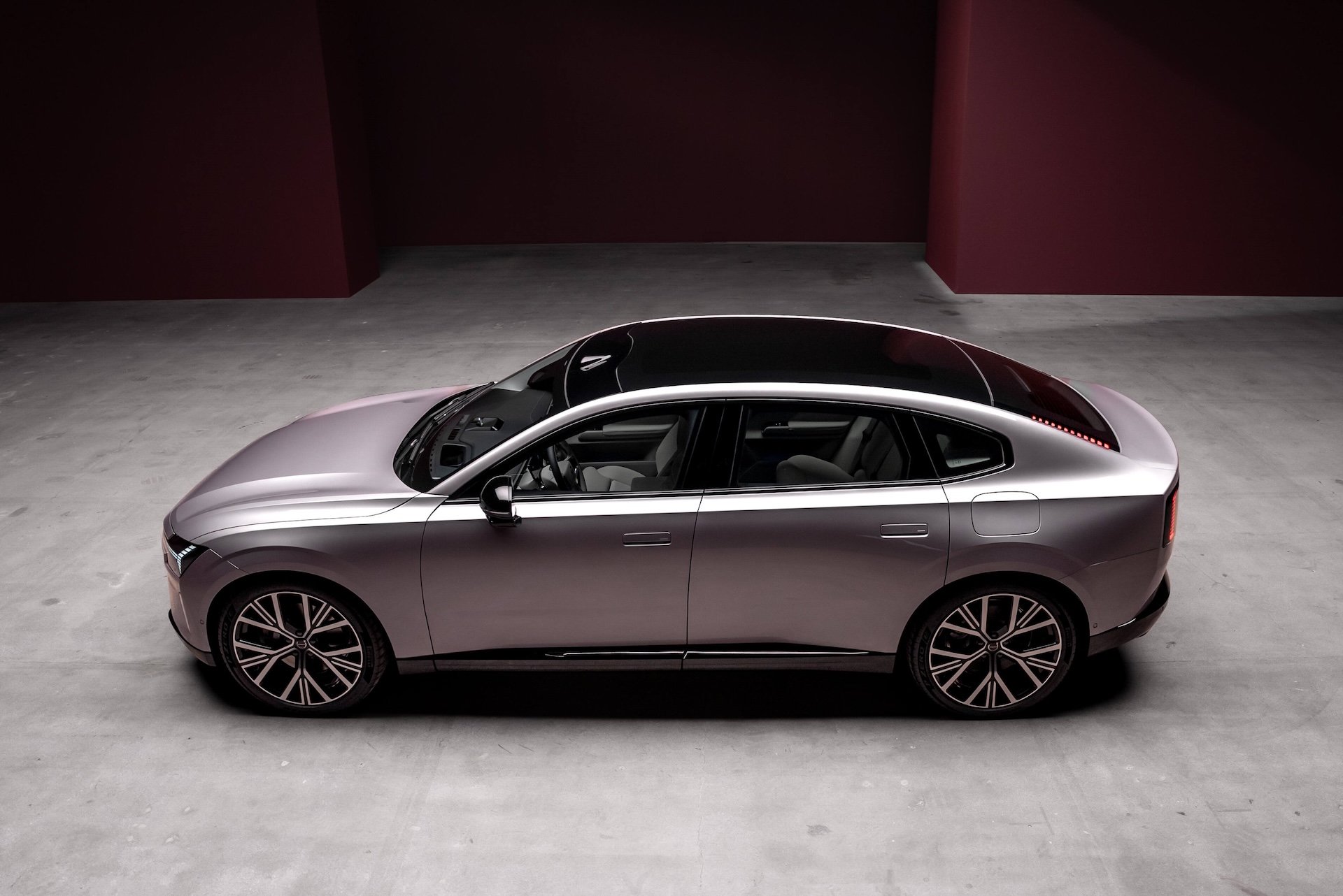 Volvo ES90: A New Electric Era